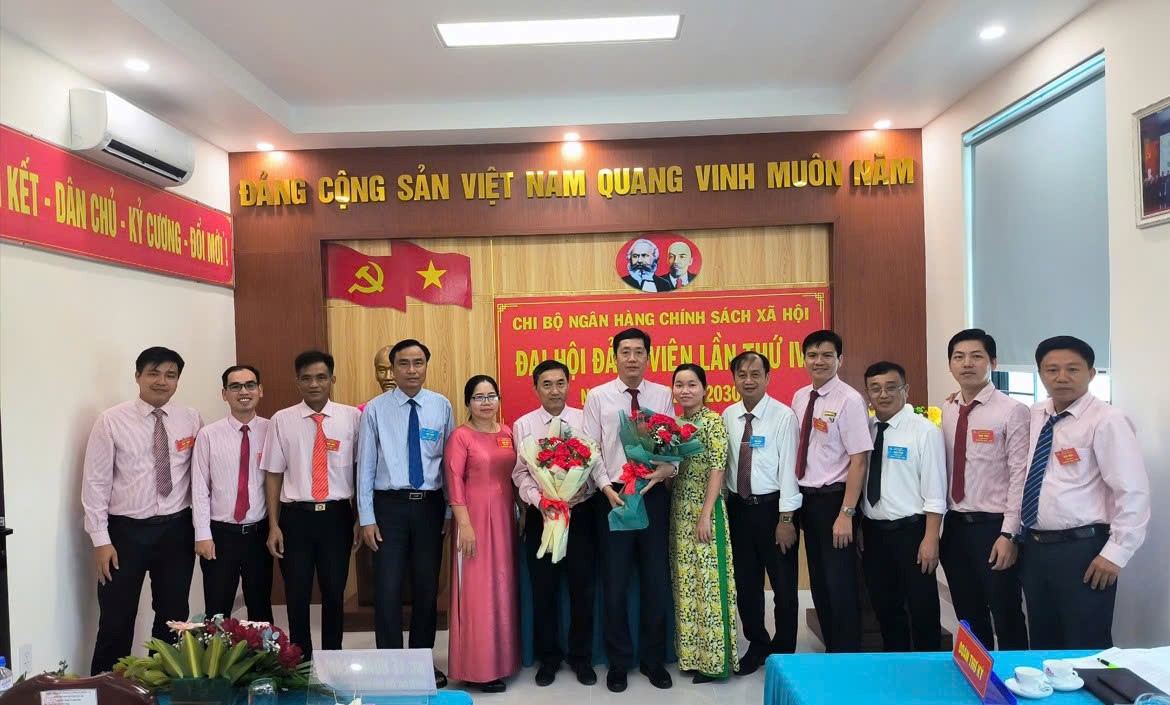 Chi bộ Phòng Giao dịch Ngân hàng Chính sách xã hội Cầu Kè tổ chức Đại hội lần thứ IV, nhiệm kỳ 2025 – 2030