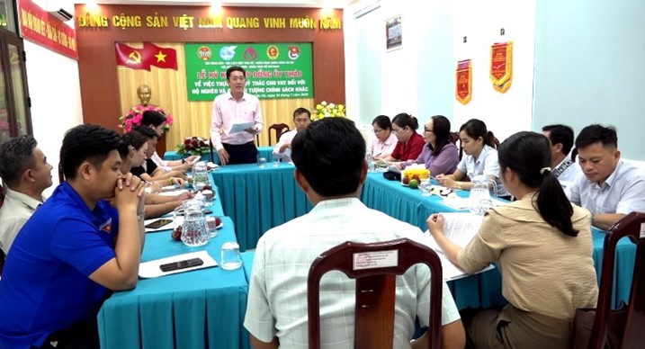 Ngân hàng Chính sách xã hội Cầu Kè ký kết hợp đồng ủy thác với các tổ chức chính trị - xã hội